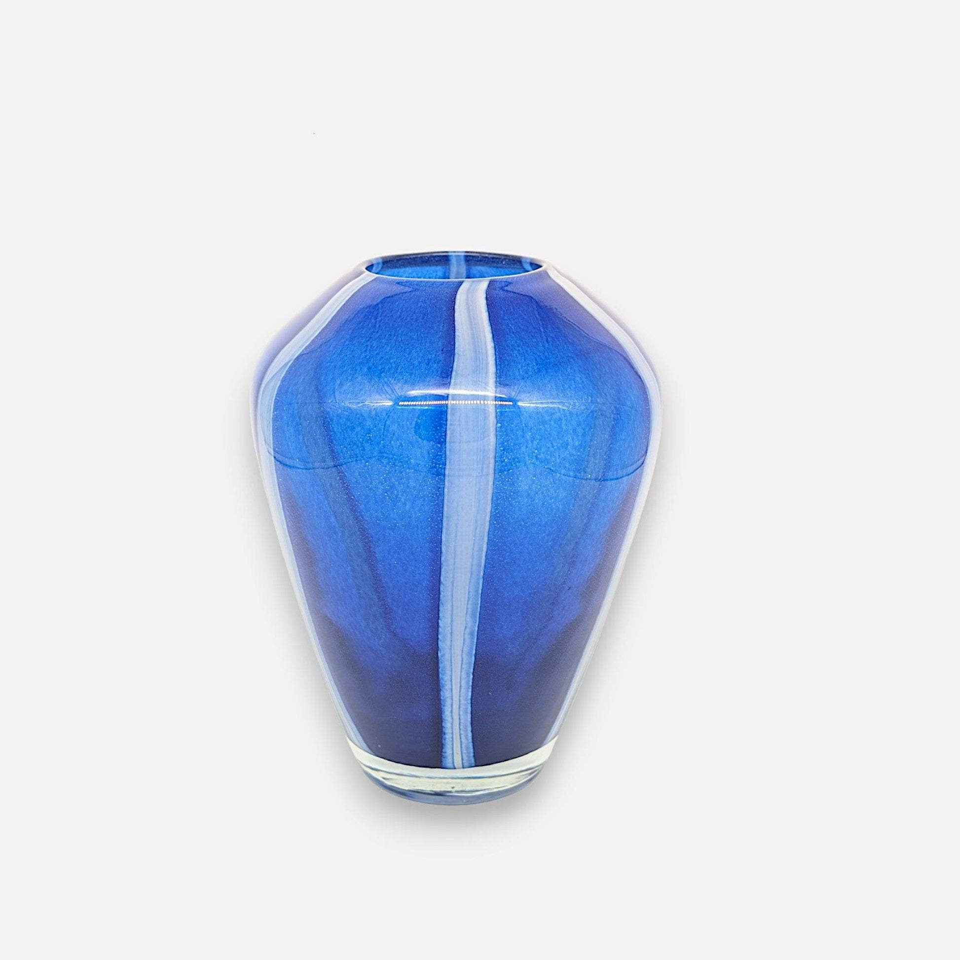 Glasvase, Dekovase aus Glas handgemacht ovale Form blau weiss Ø 18cm x H 22.5cm | Azura Vasen von EDG
