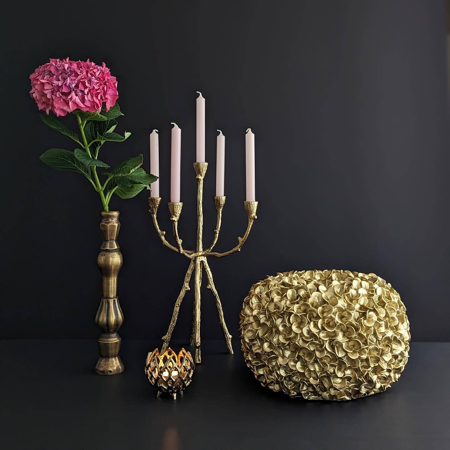 Lumière | Kerzenständer aus Metall Rosenstiel Form fünfarmig gold B 31cm x H 48cm - mon-chouchou.ch