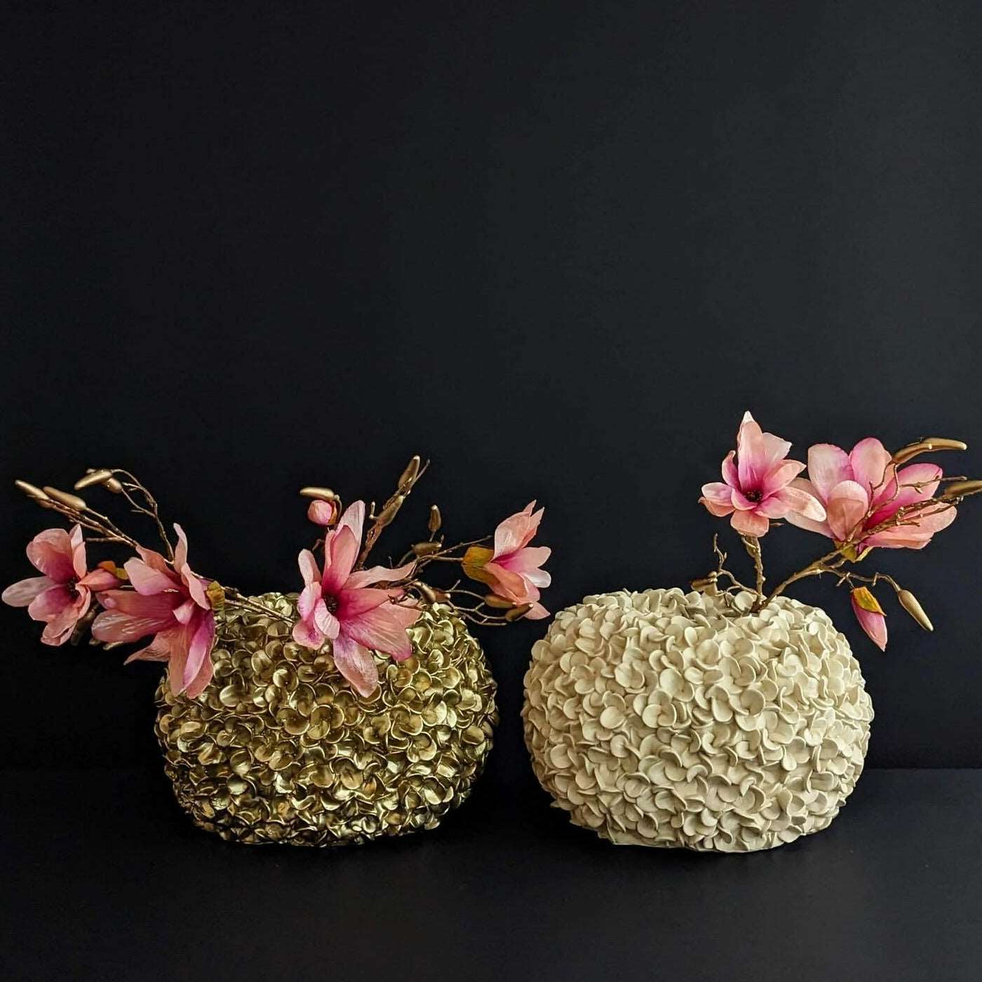 Belle | Vase mit Hortensien Muster gold Ø 38cm x H 23cm - mon-chouchou.ch