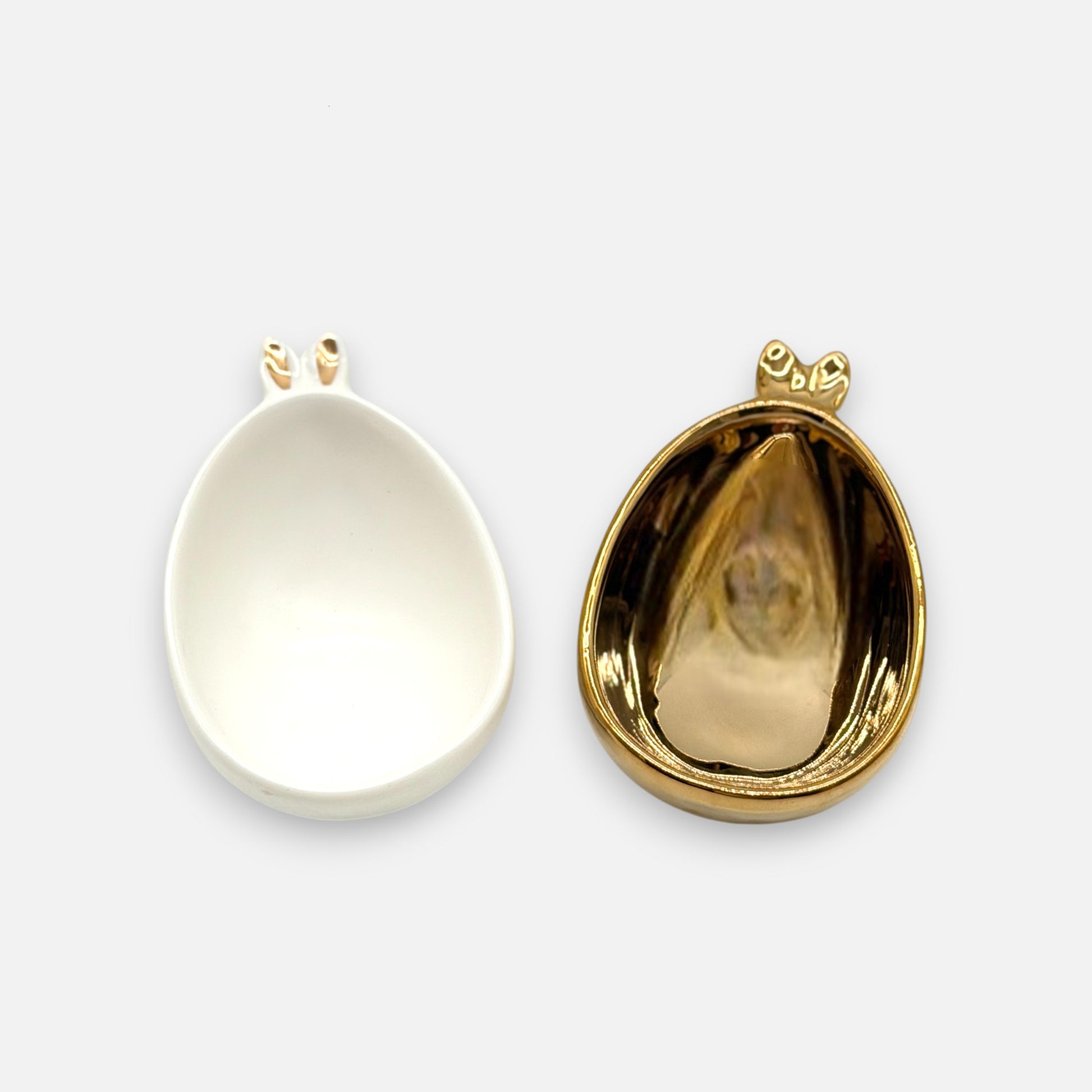 Bunny Schälchen mit Hasenohren aus Porzellan Weiss und Gold mit dekorativen Ostereiern