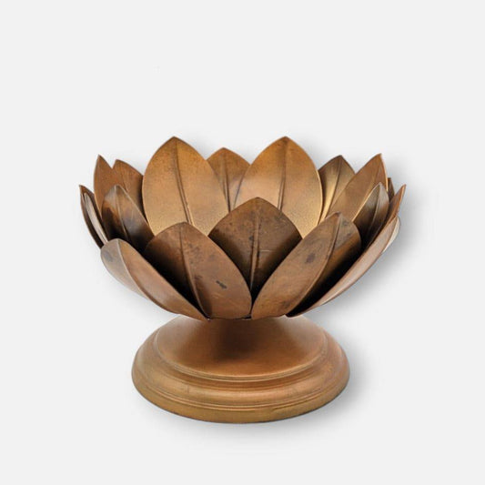 Lotus | Kerzenhalter aus Eisen gold in Form einer Lotusblüte B 18cm x H 12cm