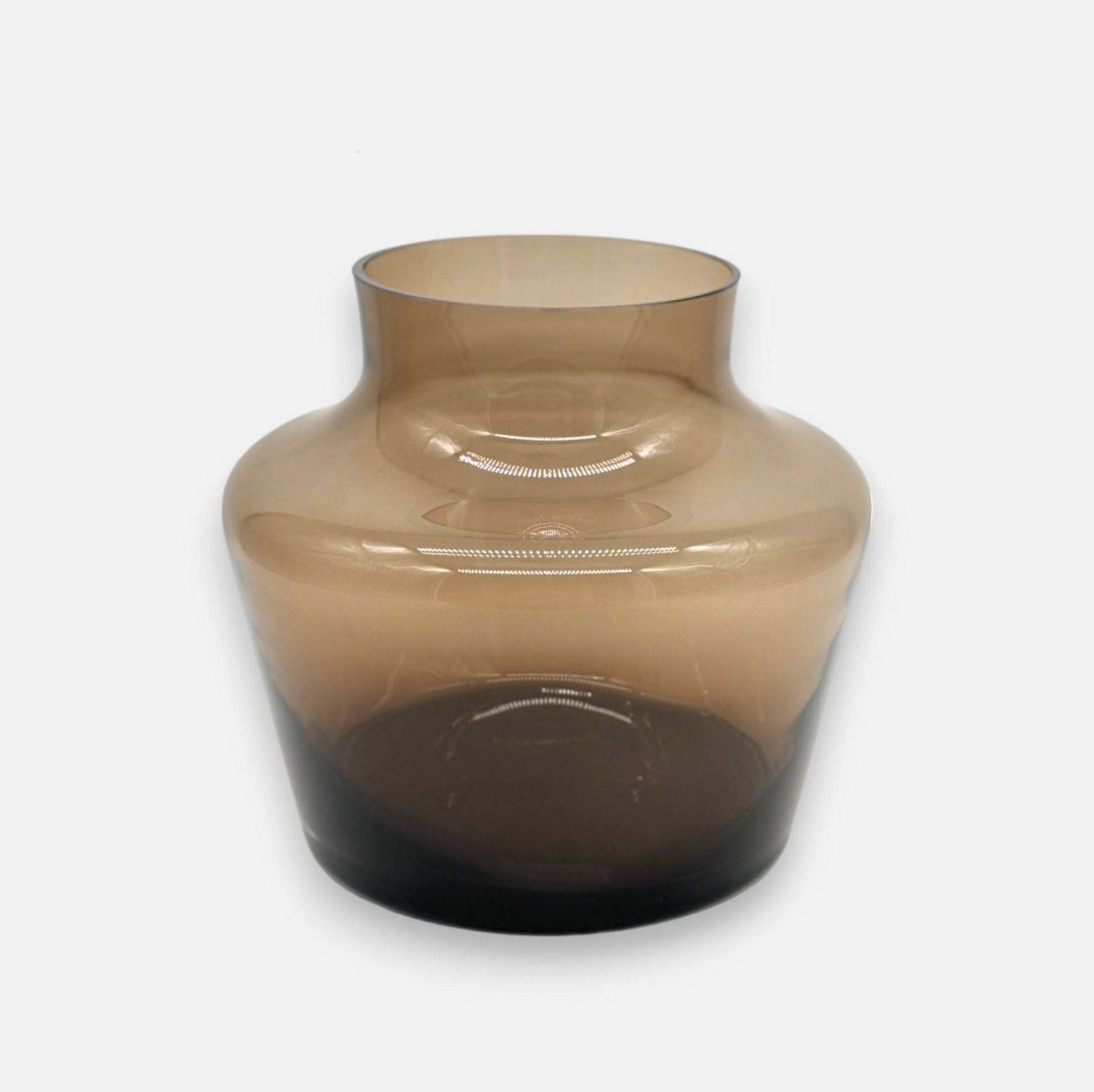 Zoé | Vase aus Glas durchsichtig braun mocca mit geschwungener Öffnung Ø 22.5cm x H 22cm - mon-chouchou.ch