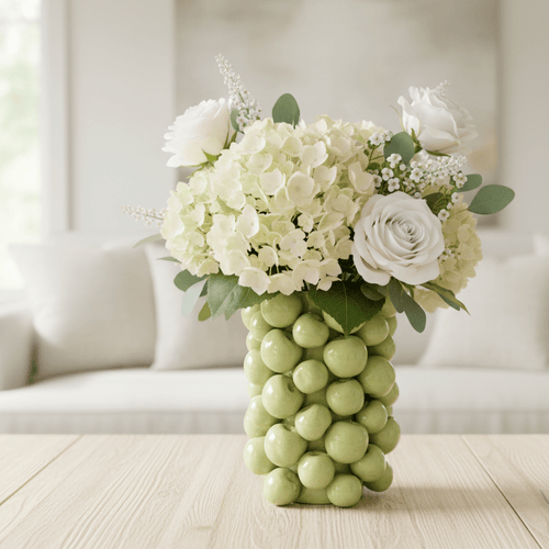 Apfelvase, Dekovase aus Keramik mit Apfelmotiv grün - mint glasiert gross Ø 19cm x H 28.5cm | Pomme Vasen von Classico