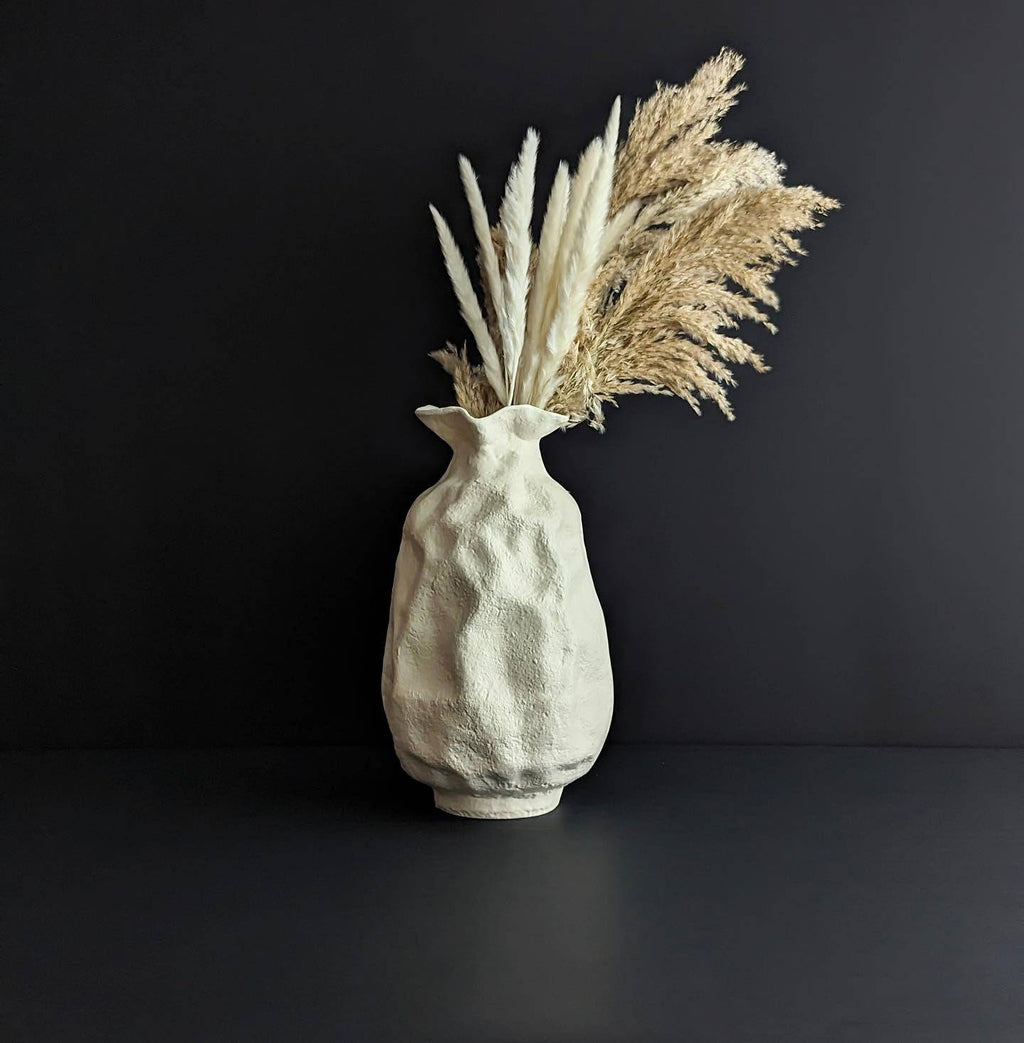 Blumenvase, Dekovase weiss crème Sackform organisch Ø 24cm x H 42.5cm | Fleurette Vasen von Light & Living