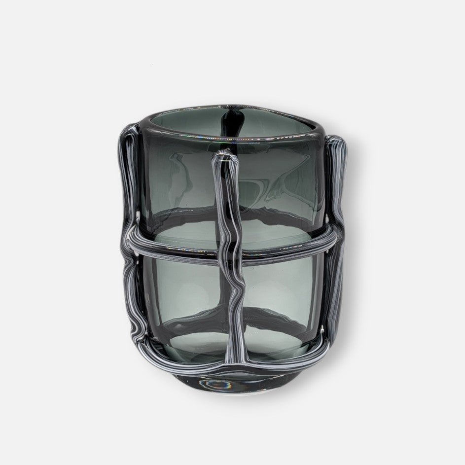 Glasvase, Dekovase aus Glas mit Karo Muster schwarz H 22cm x 19cm x 14cm | Noira Vasen von Light & Living