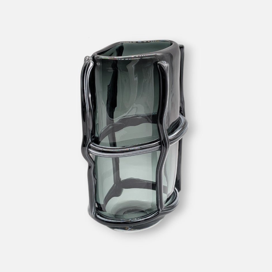 Glasvase, Dekovase aus Glas mit Karo Muster schwarz H 27.5cm x 20.5cm x 13cm | Noira Vasen von Light & Living
