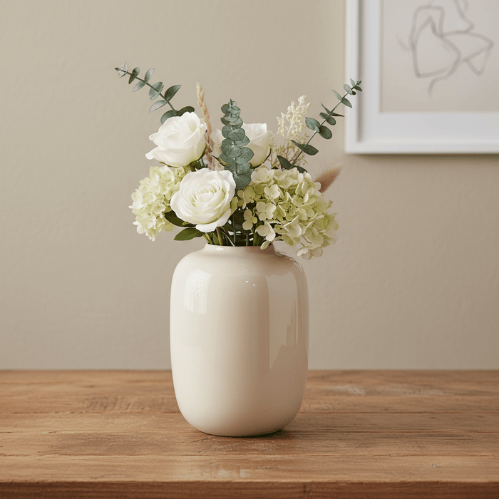 Glasvase, Dekovase aus Glas mundgeblasen pastell ivory weiss glänzend Ø 21cm x H 29cm | Artelle Vasen von Vase The World