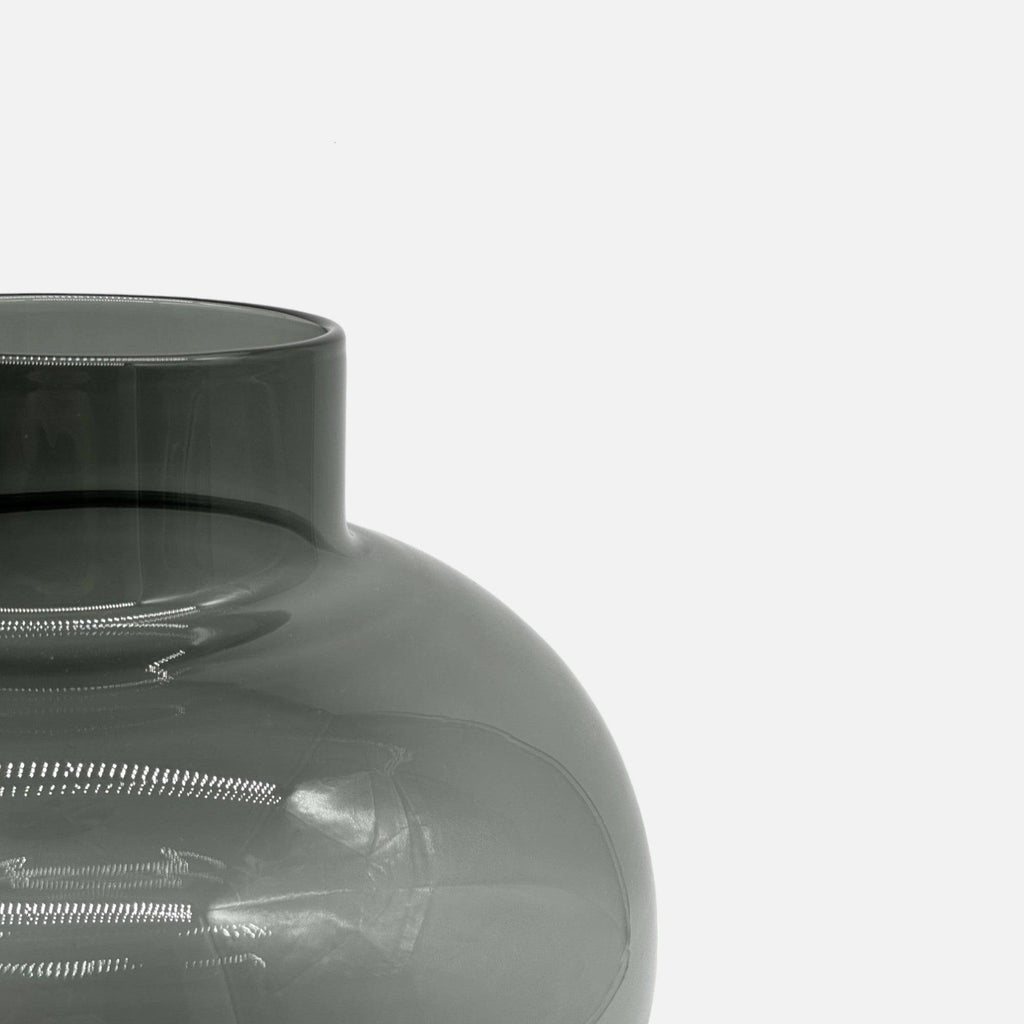 Glasvase / Dekovase aus Glas mundgeblasen schwarz grau transparent B 29cm x H 25cm | Citrouille Vasen von Dekocandle