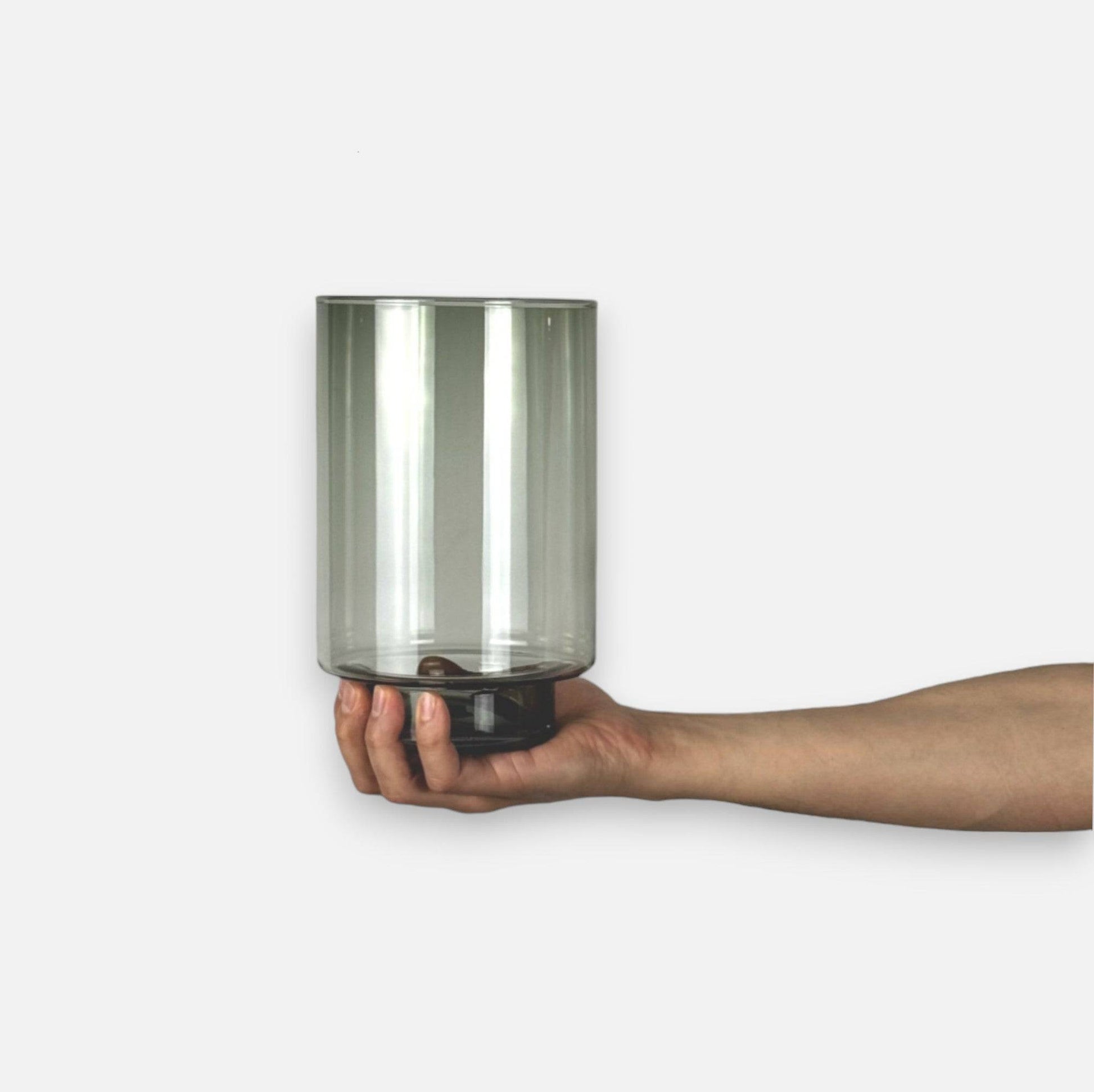 Glasvase, Dekovase aus Glas, Windlicht in Zylinderform, transparent schwarz-grau, Ø 14 cm × H 21 cm – von Vase The World
