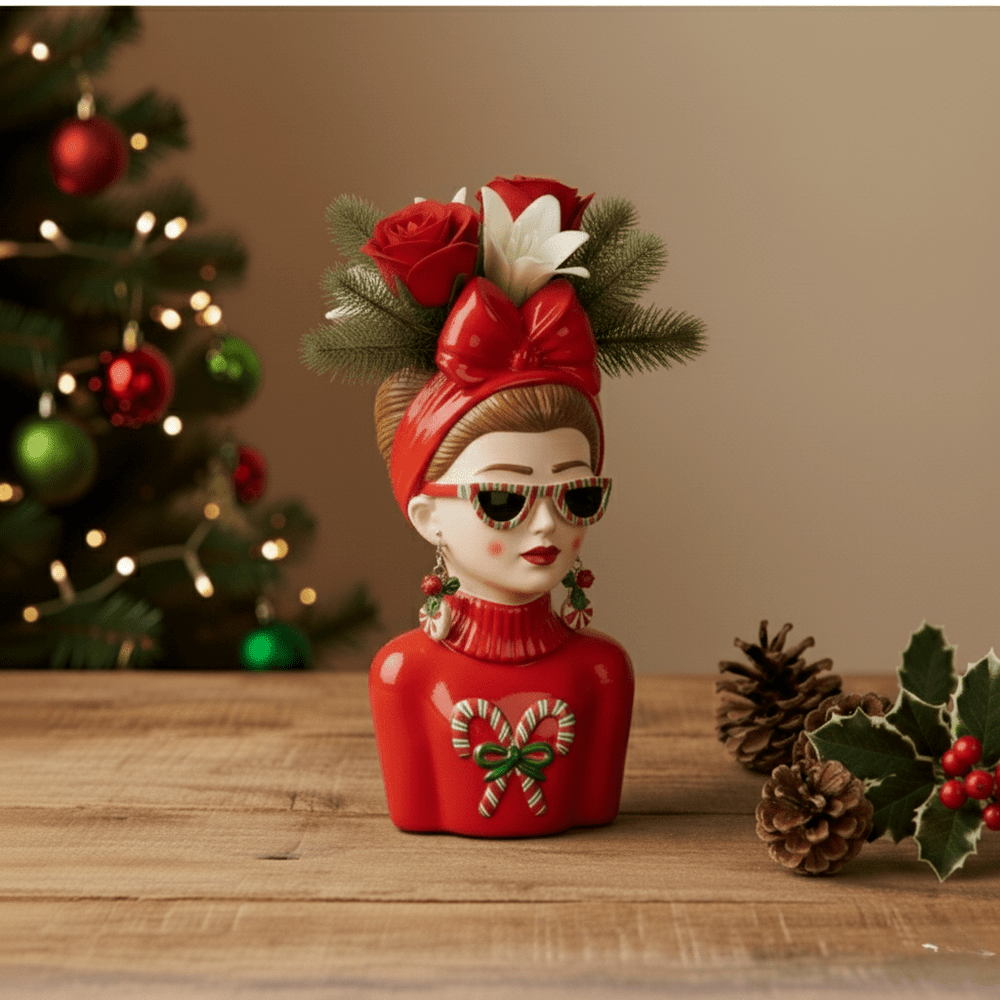 Handbemalte Vase aus Keramik mit Weihnachts-Frauenkopf, H 32cm, Deko Weihnachten | Madame Noël Vasen von Duif