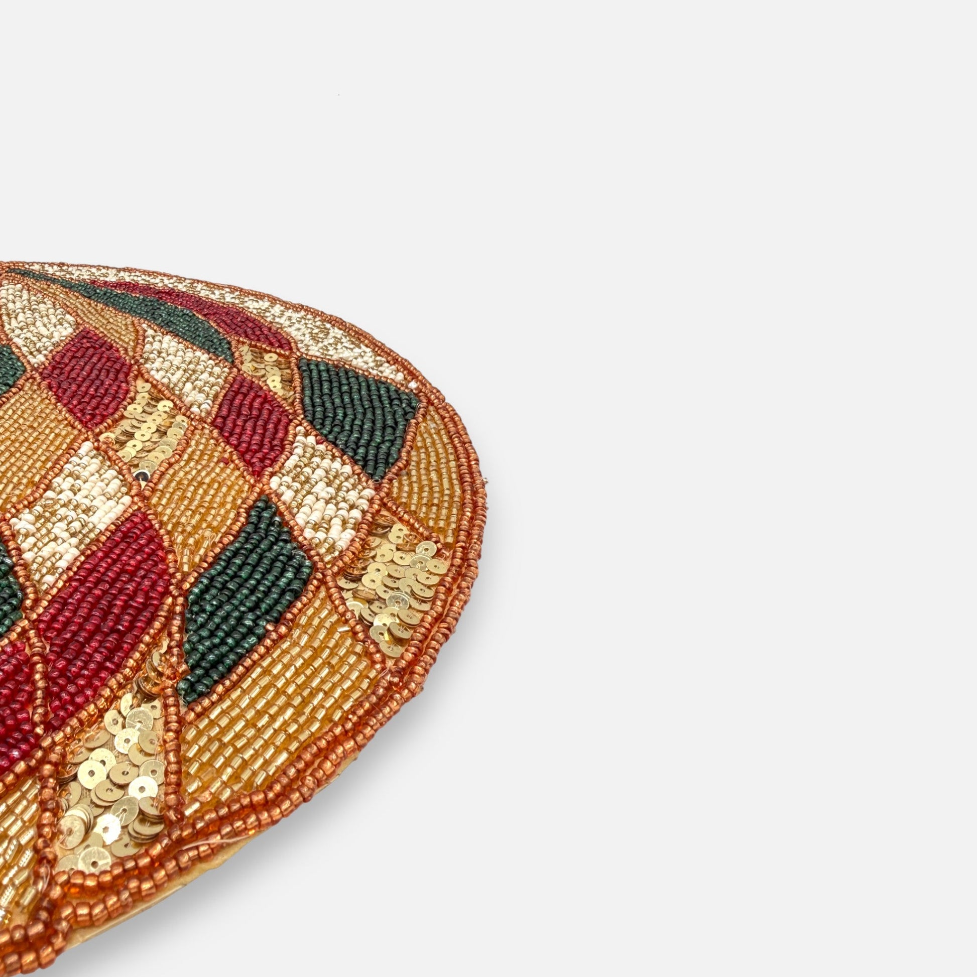 handbesticktes Tischset aus Perlen mit Rautenmuster Rot Grün Gold, Ø 36cm, Weihnachten Dekoration von EDG