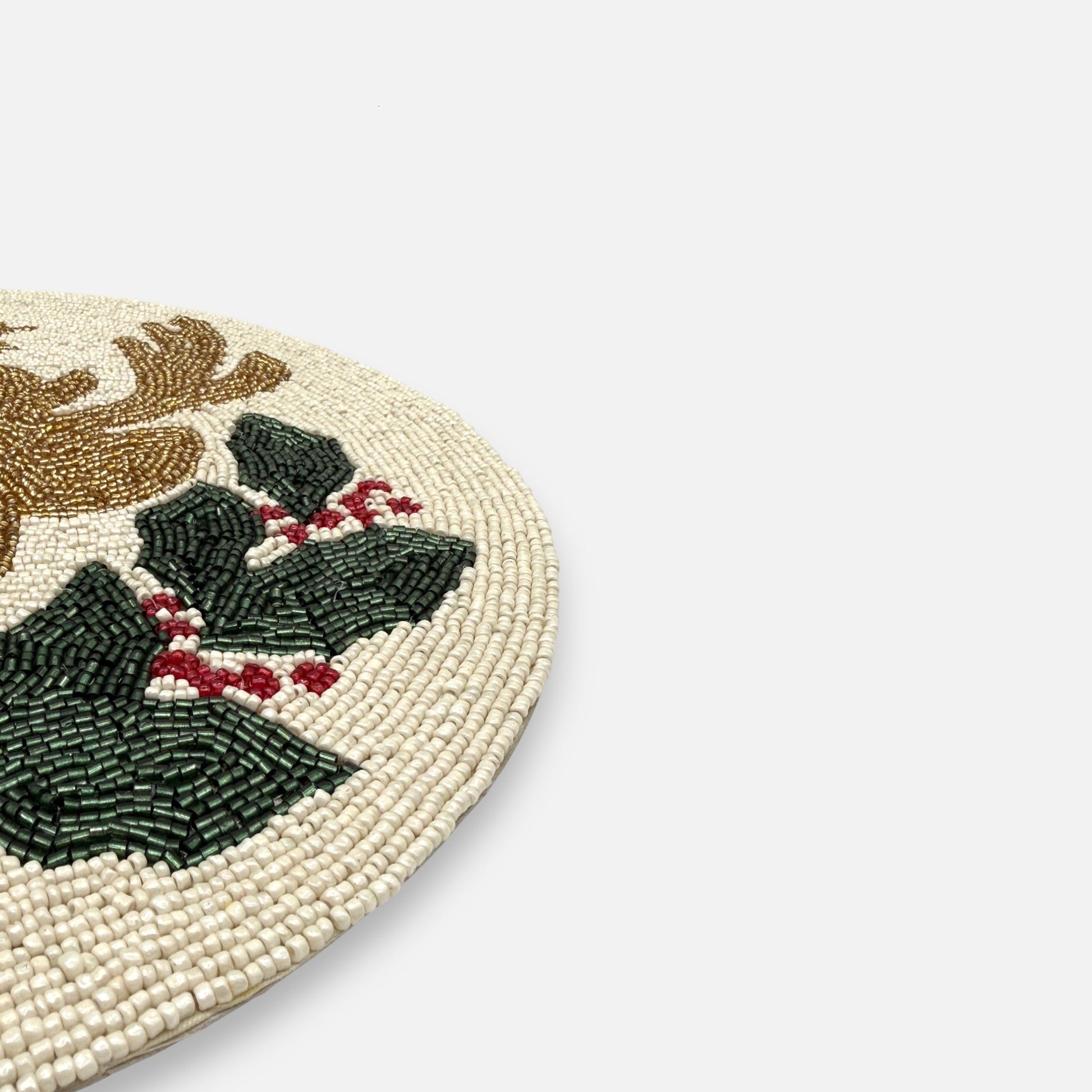 handbesticktes Tischset aus Perlen mit Renntier - Motiv, Ø 36cm, Weihnachten Dekoration von EDG