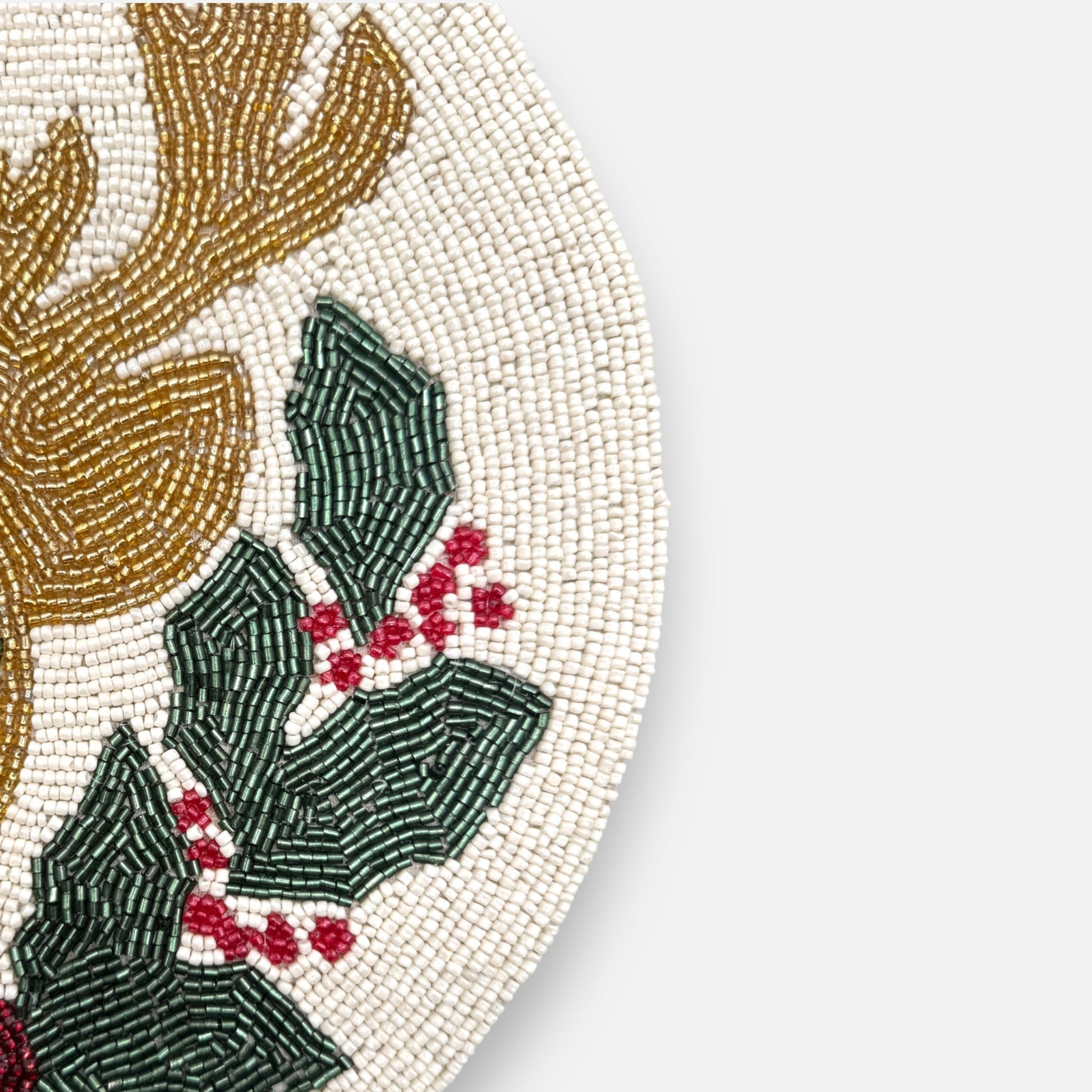 handbesticktes Tischset aus Perlen mit Renntier - Motiv, Ø 36cm, Weihnachten Dekoration von EDG