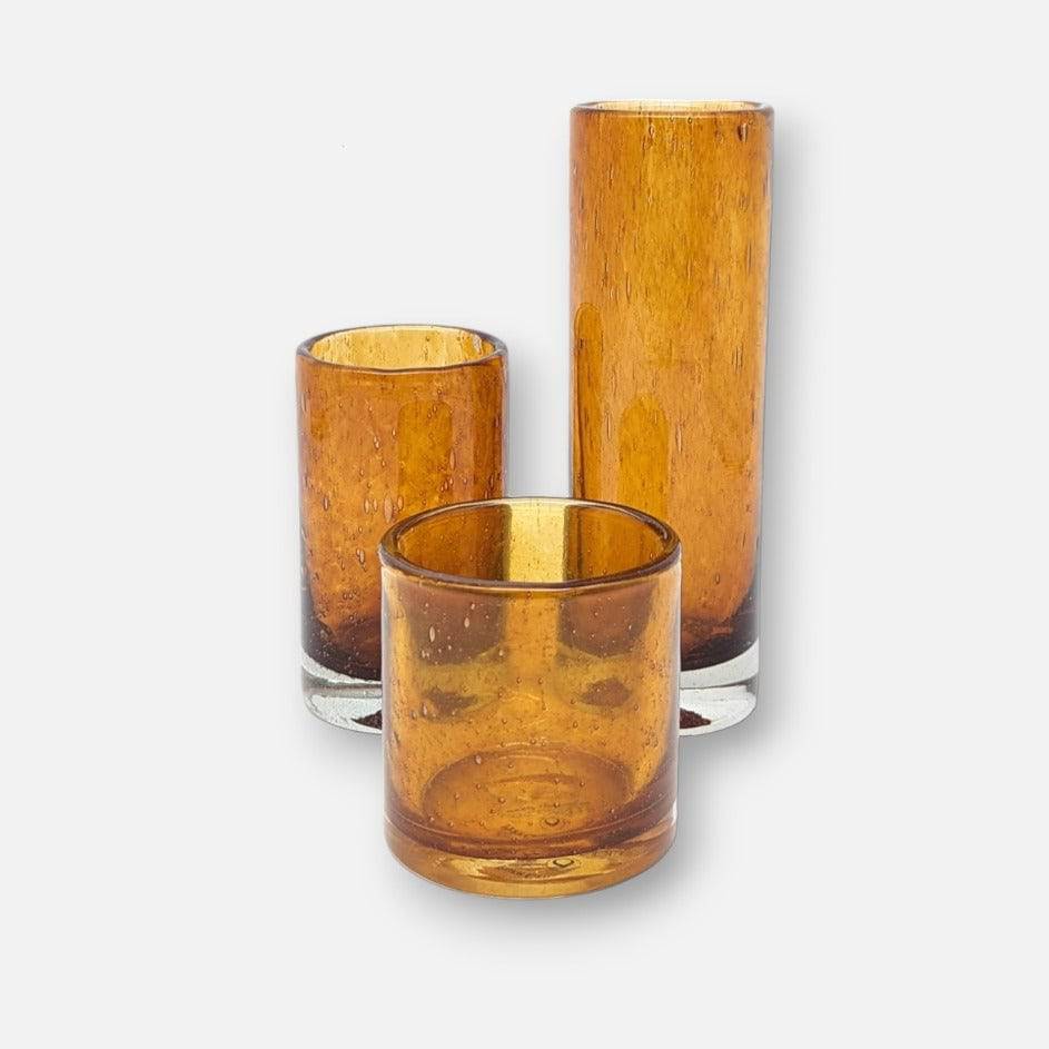 Kerzenhalter, Windlicht aus Glas für Rechaudkerzen, bernsteinbraun mit Luftbläschen, B 7 cm × H 12 cm – von Dekocandle
