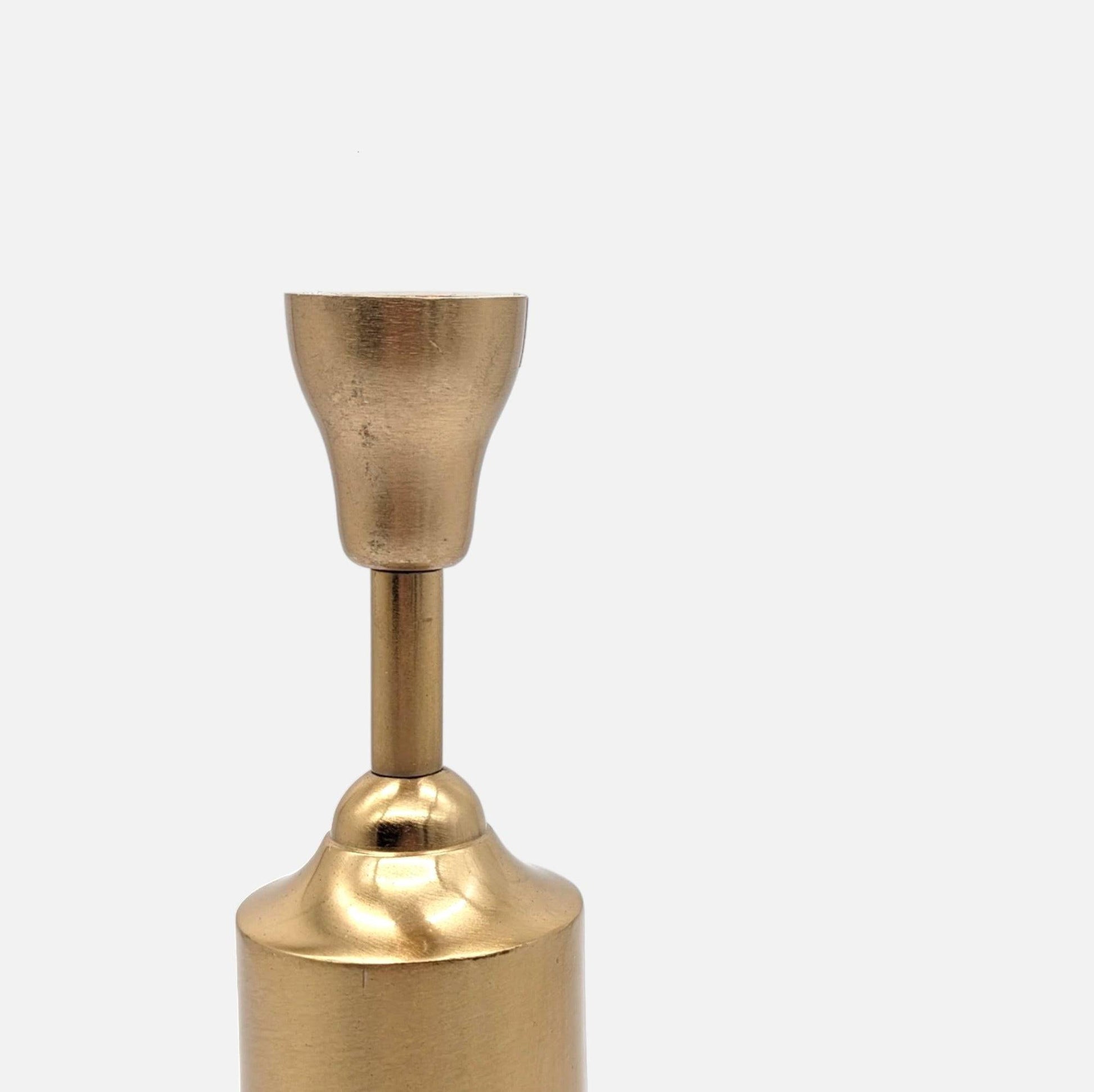 Kerzenständer, Kerzenhalter für Stabkerzen gold matt Zylinderform B 6cm x H 26cm | Sylvestre Kerzenlicht von Affari of Sweden