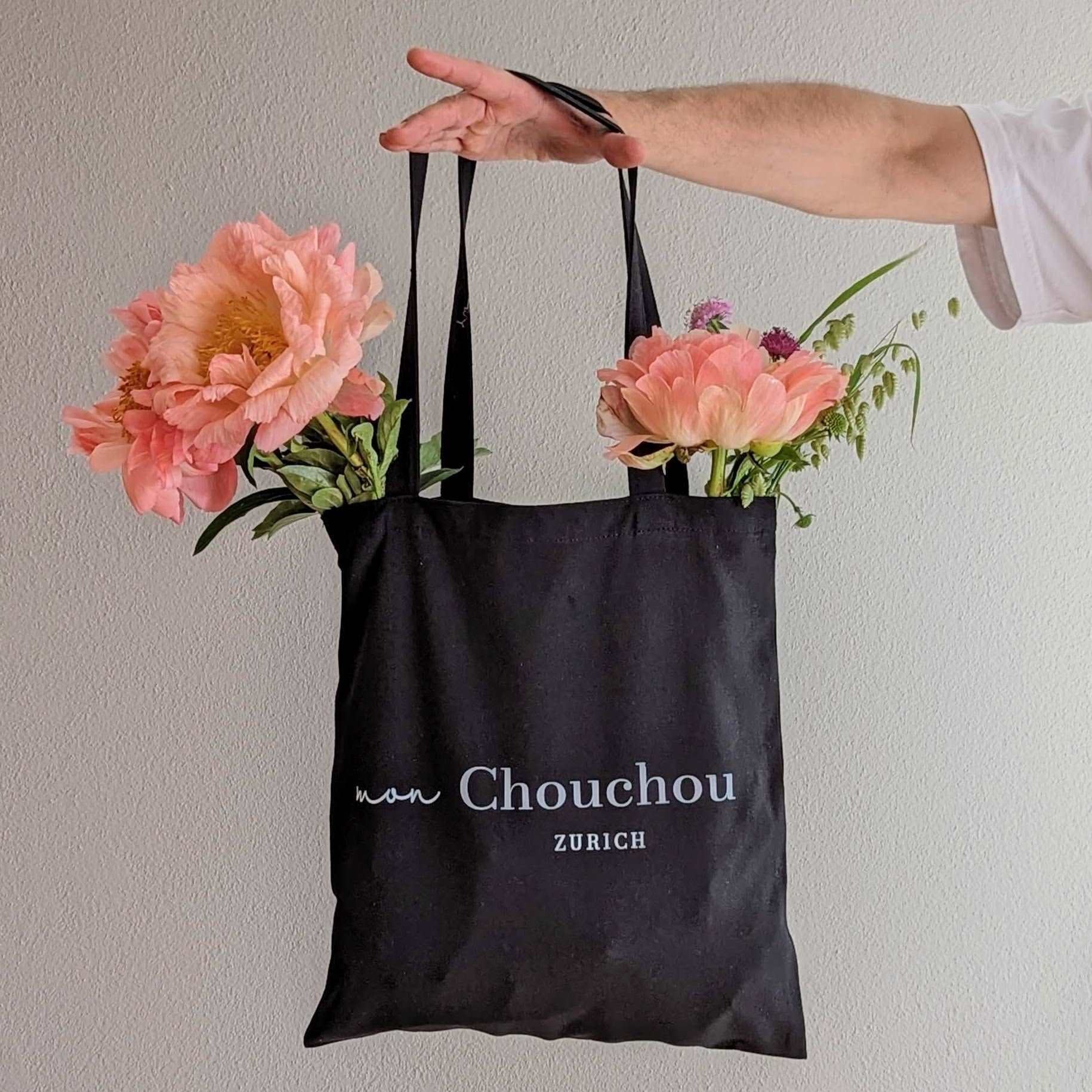 Tote Bag mon Chouchou | Einkaufstasche aus Baumwolle schwarz mit Schriftzug Logo Mon Chouchou Zürich 37 x 34.5cm - mon-chouchou.ch