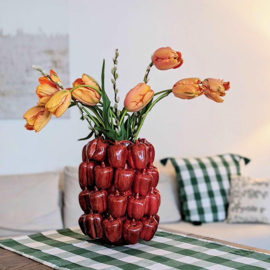 Peperonivase, Dekovase aus Keramik, rot glasiert, mit Peperonimotiv, groß, Ø 23,5 cm × H 32,5 cm – von Light & Living