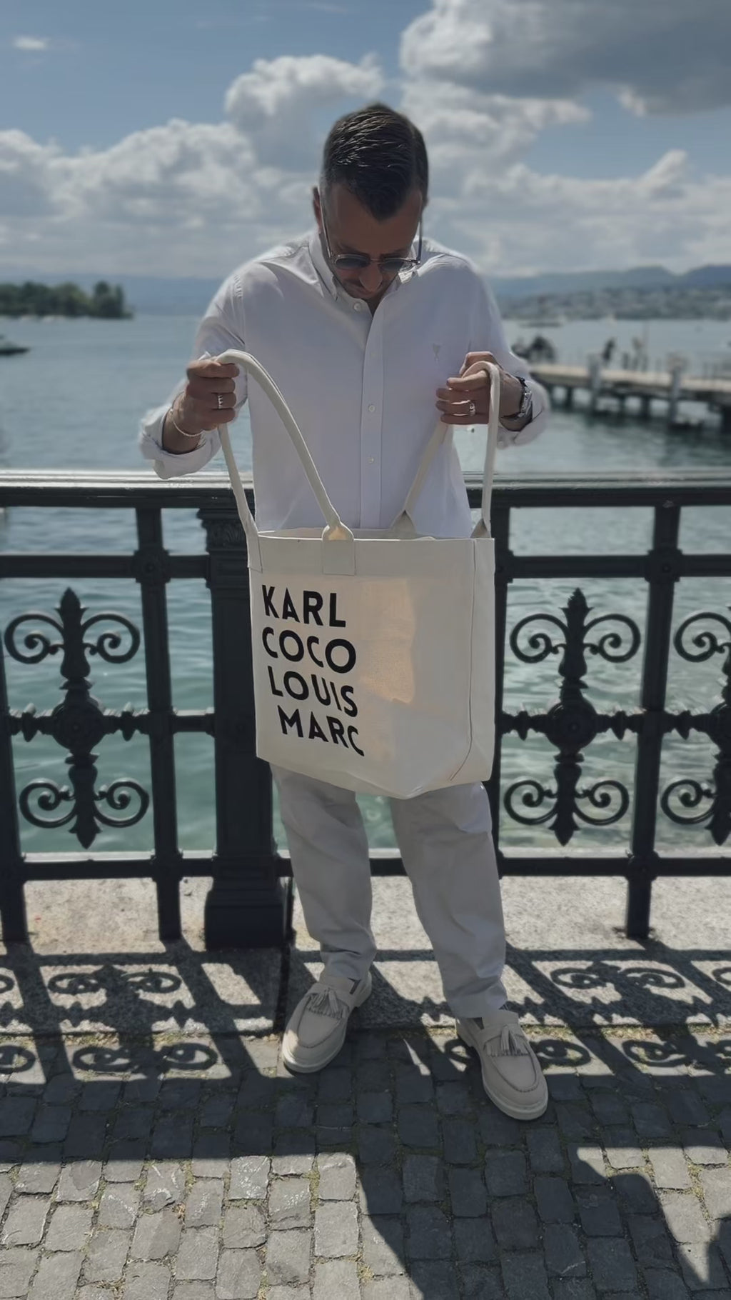 Shopping Bag, Einkaufstasche aus Baumwolle beige mit Schriftzug 45 x 37cm | Louis Taschen von Kiss Couture