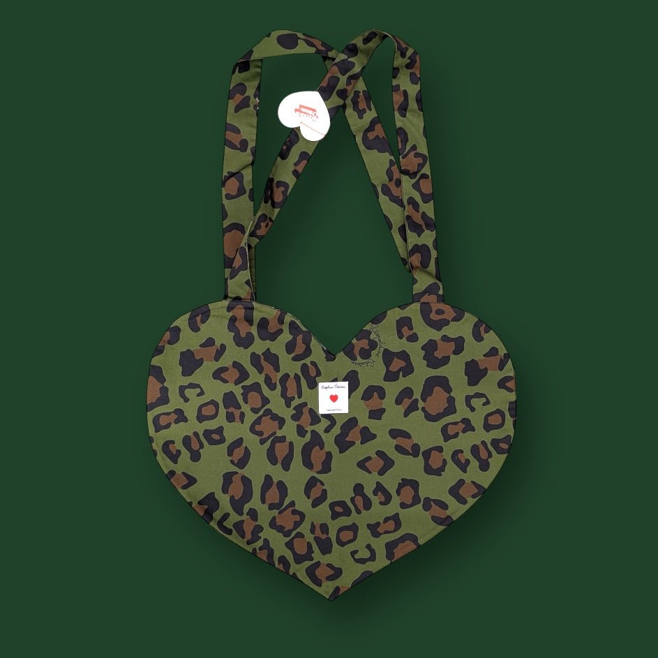 Shopping Bag, Einkaufstasche in Herzform Baumwolle Animalprint | 40 x 48cm | Coeur Animal Taschen von Léopoldine Chateau
