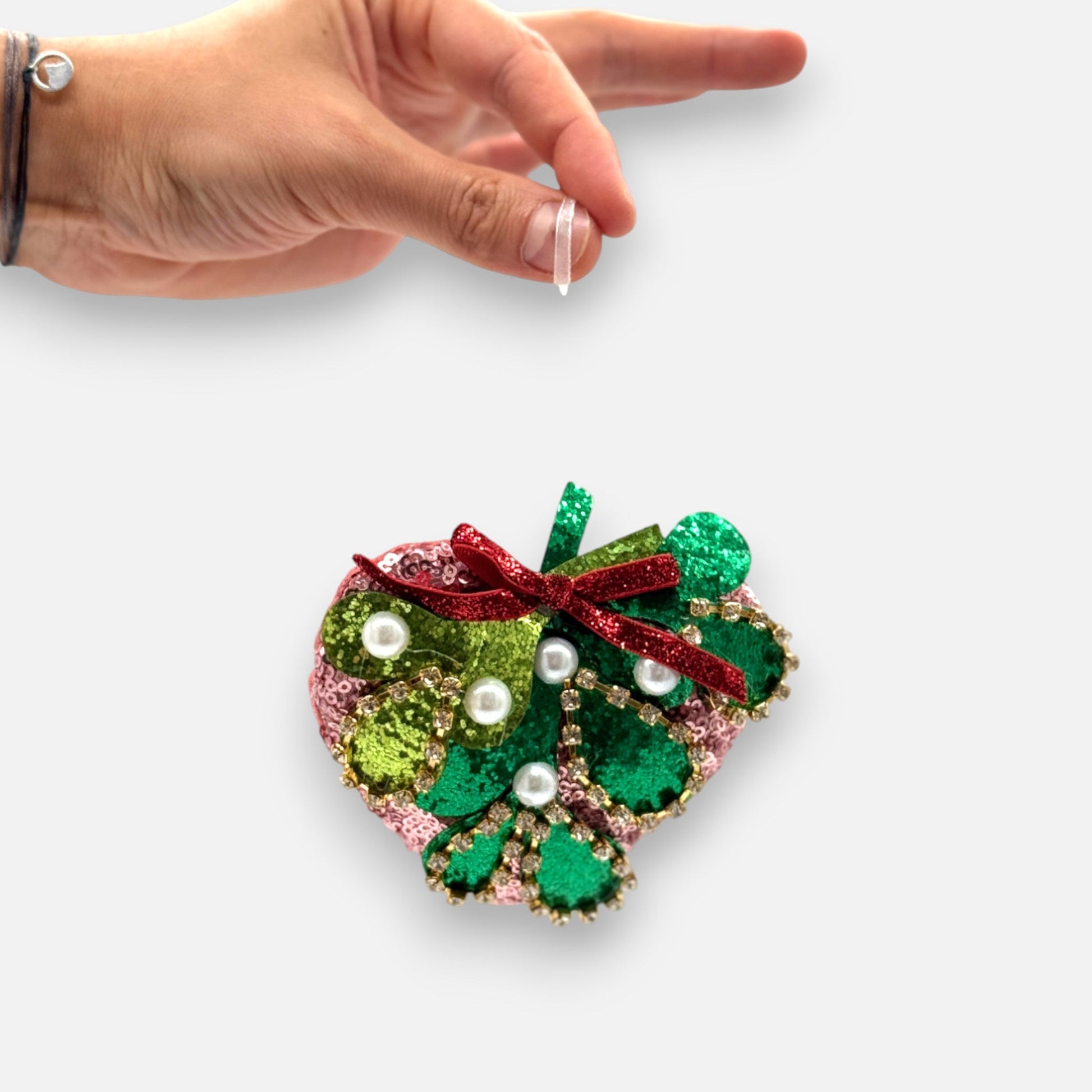 Weihnachtsanhänger Herz aus Stoff Grün Rosa mit Pailletten, H 10cm, Weihnachten Dekoration von EDG