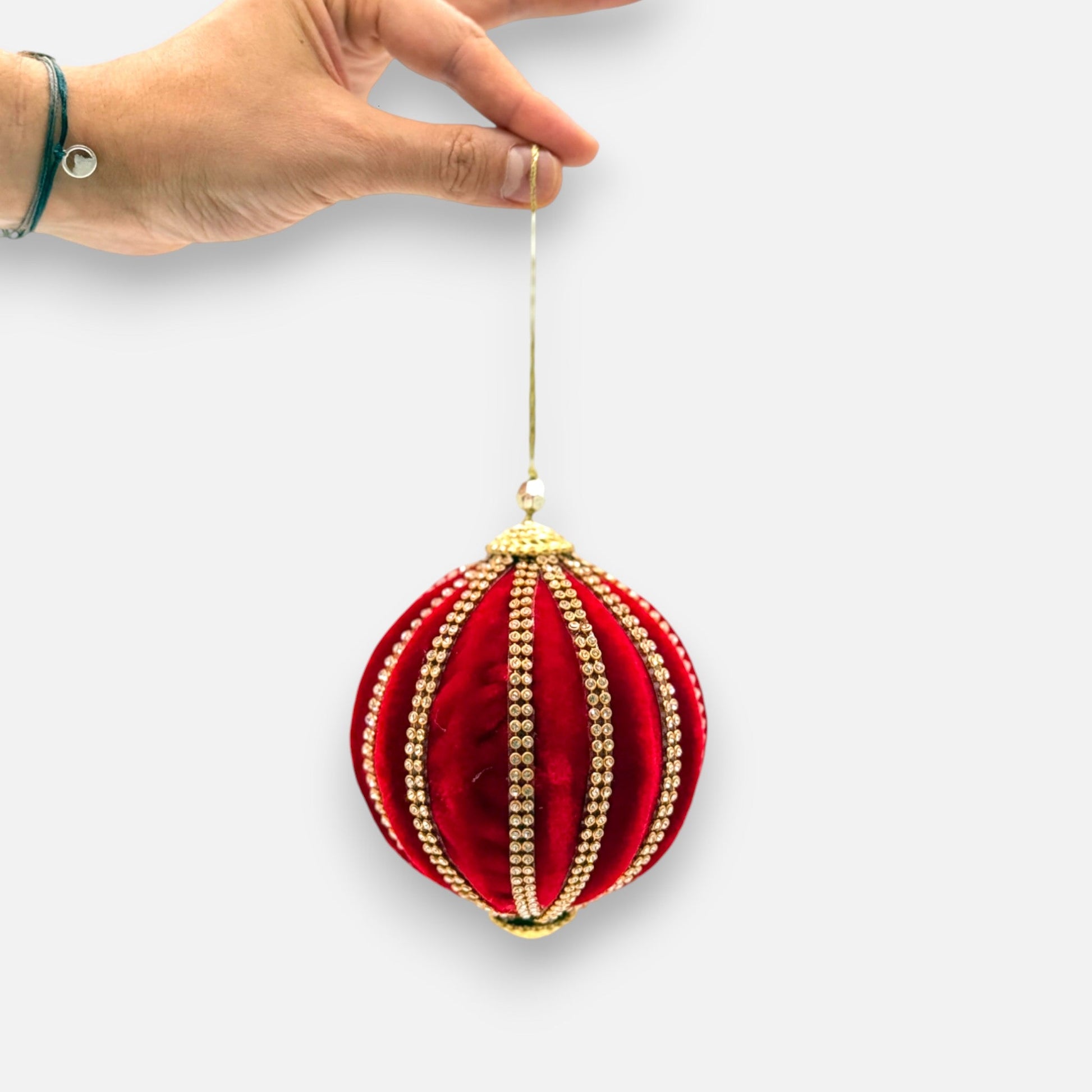 Weihnachtskugel aus Samt Rot mit Gold - Perlendekor, Ø 10cm, Weihnachten Dekoration von EDG