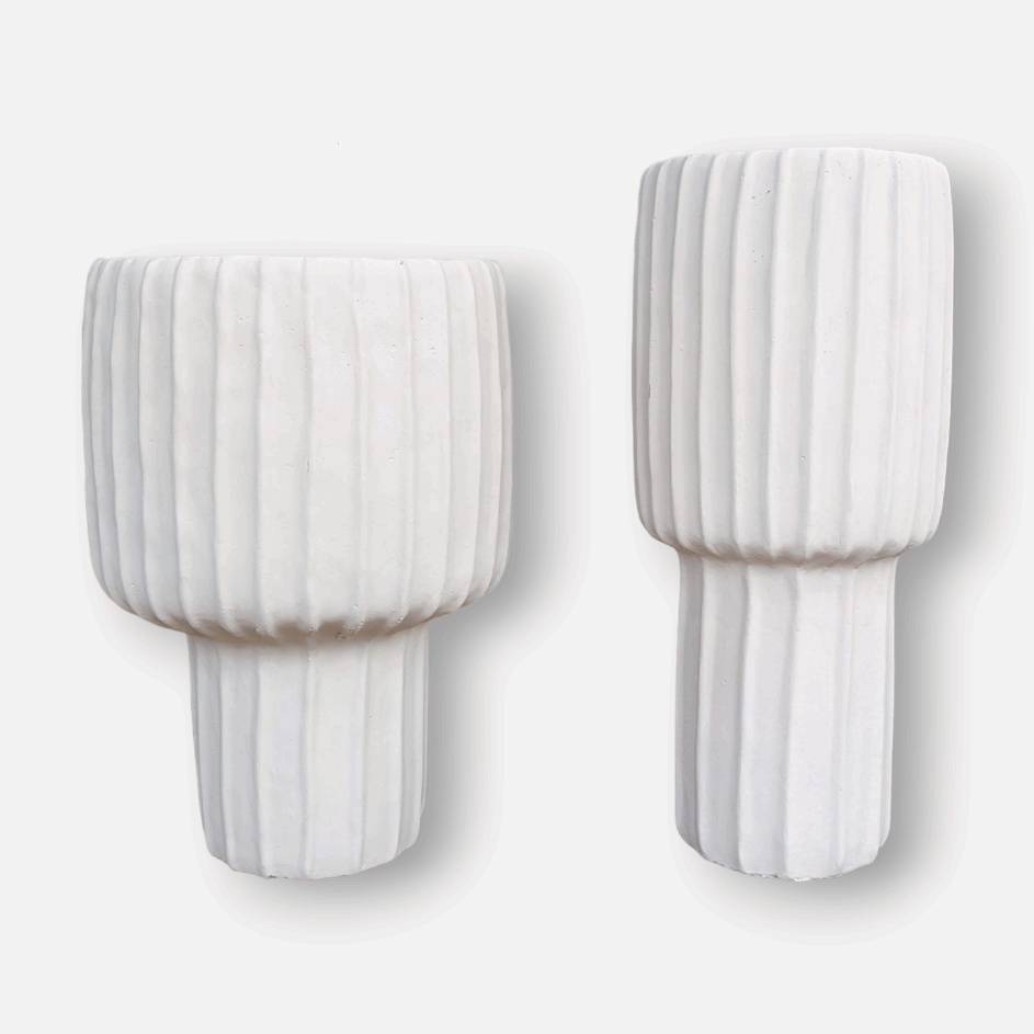 Zementvase, Dekovase aus Zement crème weiss Rillen Ø 17.5cm x H 40cm | Kyrill Vasen von Light & Living