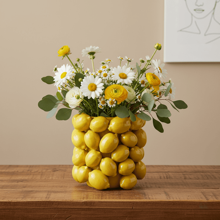 Zitronenvase, Dekovase aus Keramik glasiert gelb mit Zitronenmuster klein Ø 22.5cm x H 20cm | Limonella Vasen von Classico